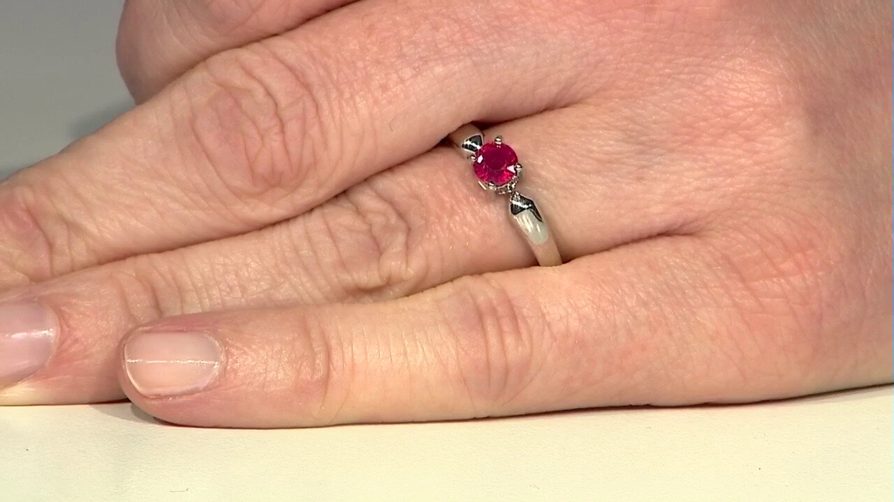 Video Bemainty Ruby Silver Ring