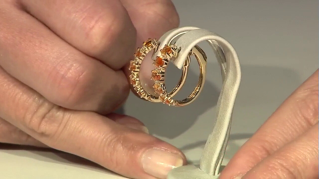 Video 14K Mandarin Garnet Gold Earrings (CIRARI)