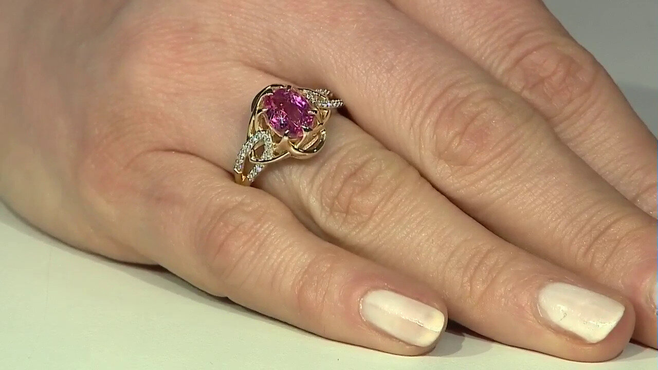 Video Anillo en oro con Turmalina rosa de Californa (Rifkind 1894 Collection)