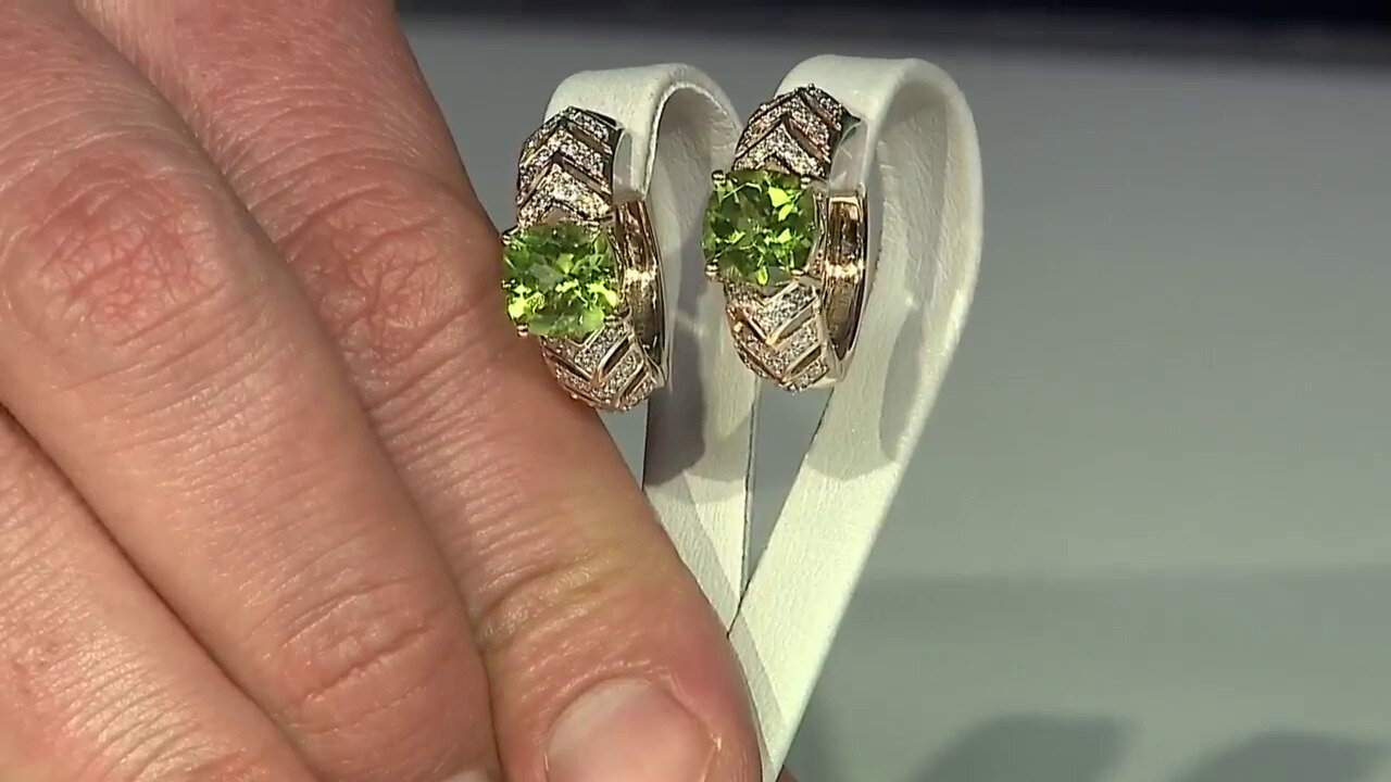 Video Boucles d'oreilles en or et Péridot (SUHANA)