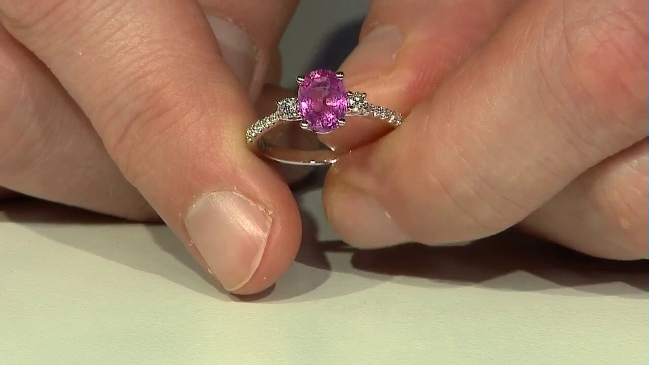 Video 18K Pink Sapphire Gold Ring (CIRARI)