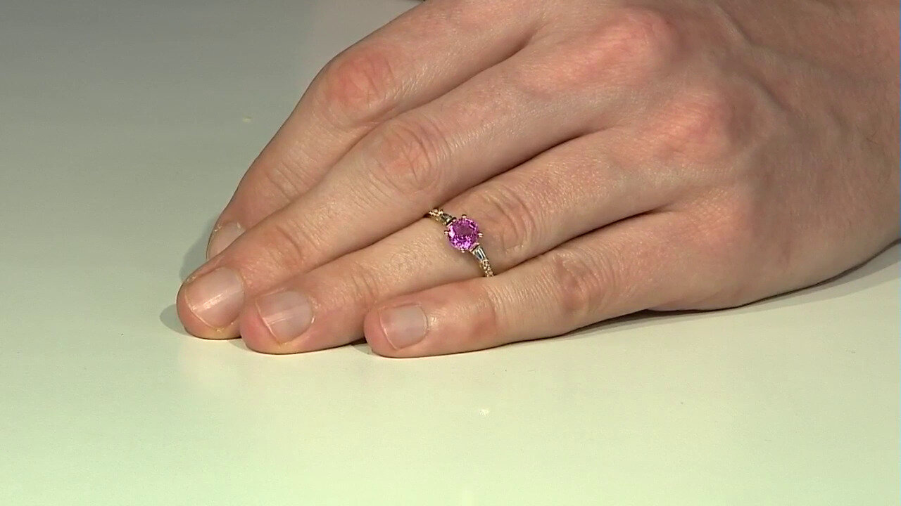 Video 18K Pink Sapphire Gold Ring (CIRARI)