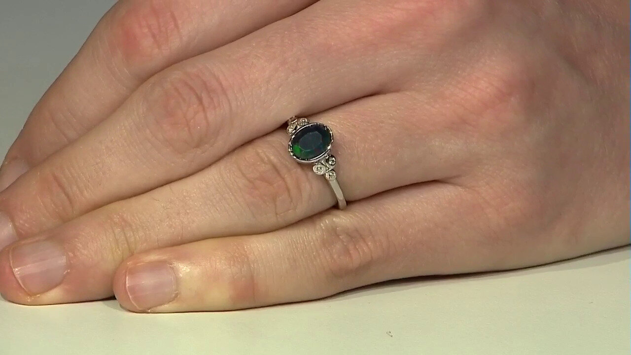 Video Mezezo Opal Silver Ring