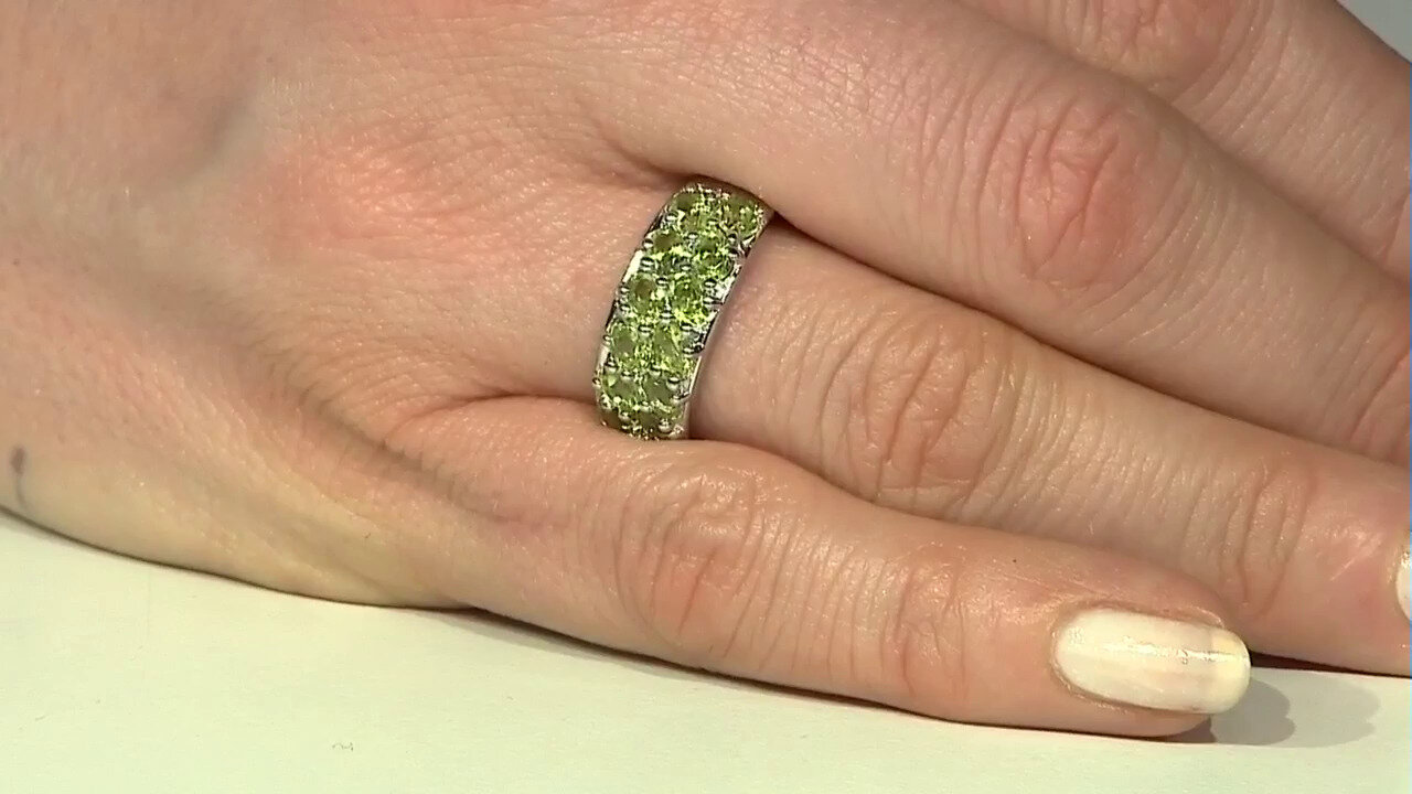 Video Peridot Silver Ring