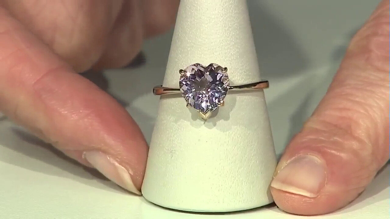 Video Rose de France Amethyst Silver Ring