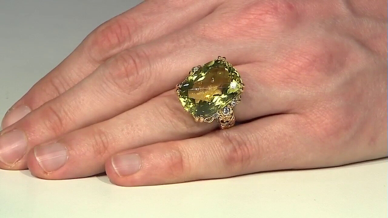 Video Anillo en plata con Cuarzo del Ouro Verde (Gems en Vogue)