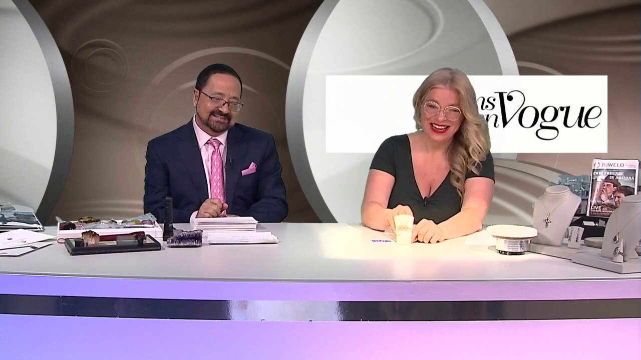 Video Tanzanite Silver Necklace (Gems en Vogue)