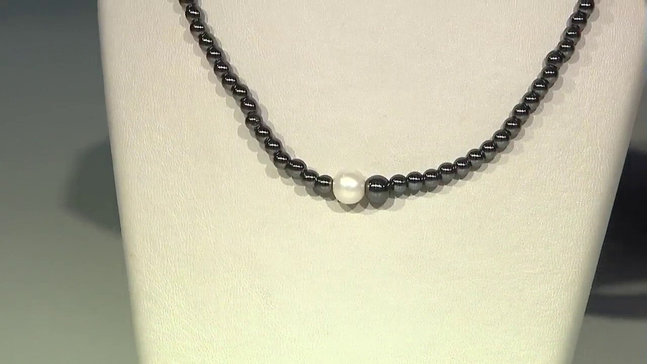 Video White Freshwater Pearl Silver Necklace