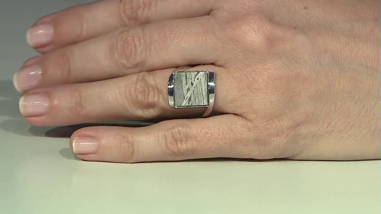 Video Bague en argent et Météorite d'Alétaï