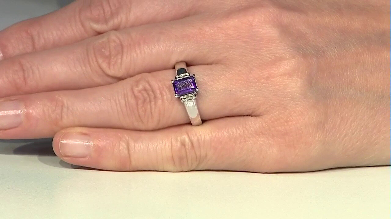 Voir l’enchère du bijou