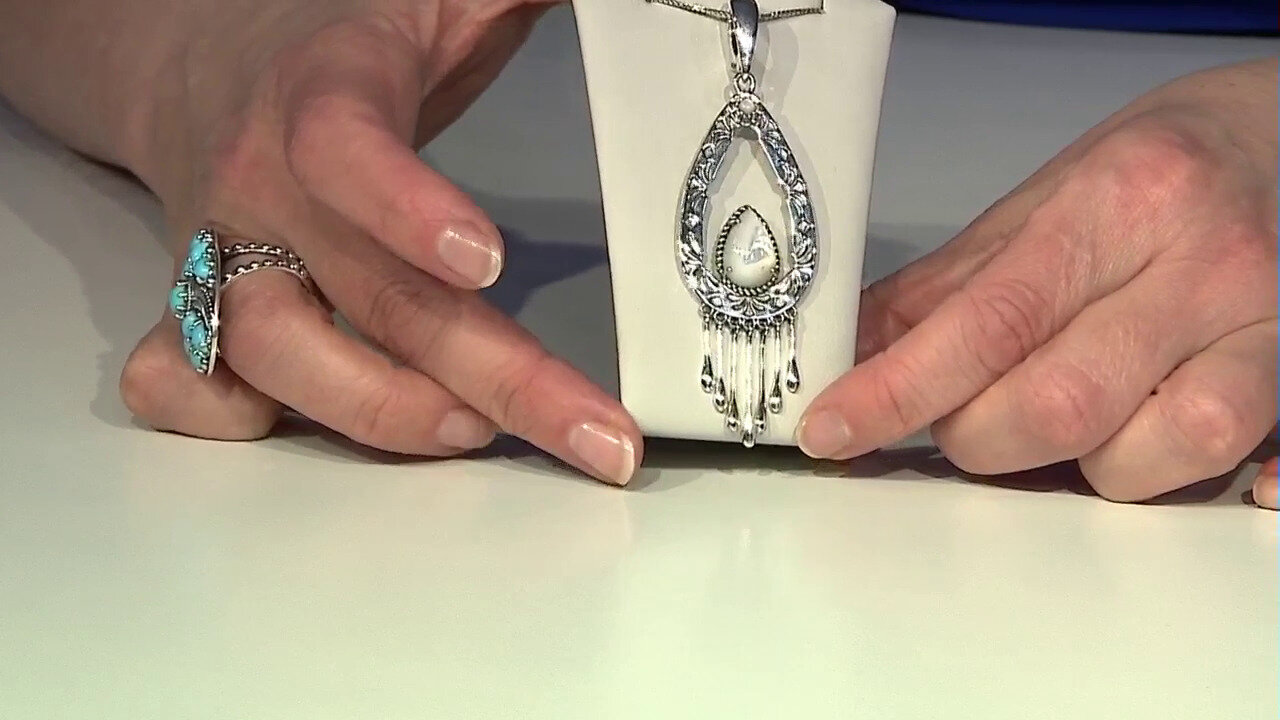 Video Pendentif en argent et Nacre (Desert Chic)