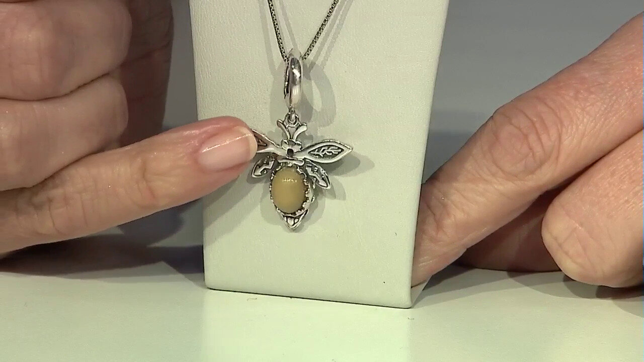 Video Yellow Quartz Silver Pendant (Desert Chic)