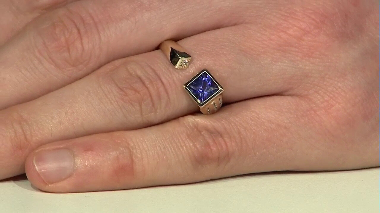 Video 9K AAA Tanzanite Gold Ring (de Melo)