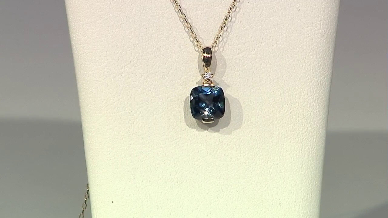 Video 10K London Blue Topaz Gold Necklace