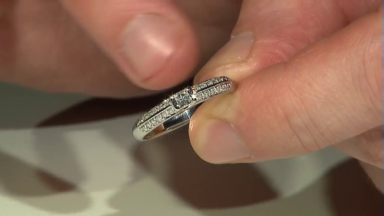 Video Gouden ring met een VVS1 Diamant (G) (Annette)
