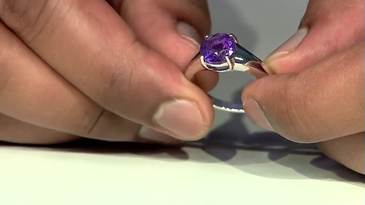 Video Siberian Amethyst Silver Ring