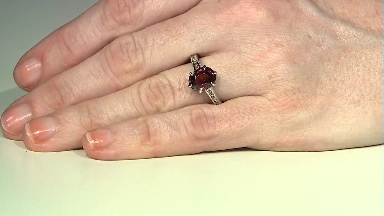 Video Pink Zircon Silver Ring