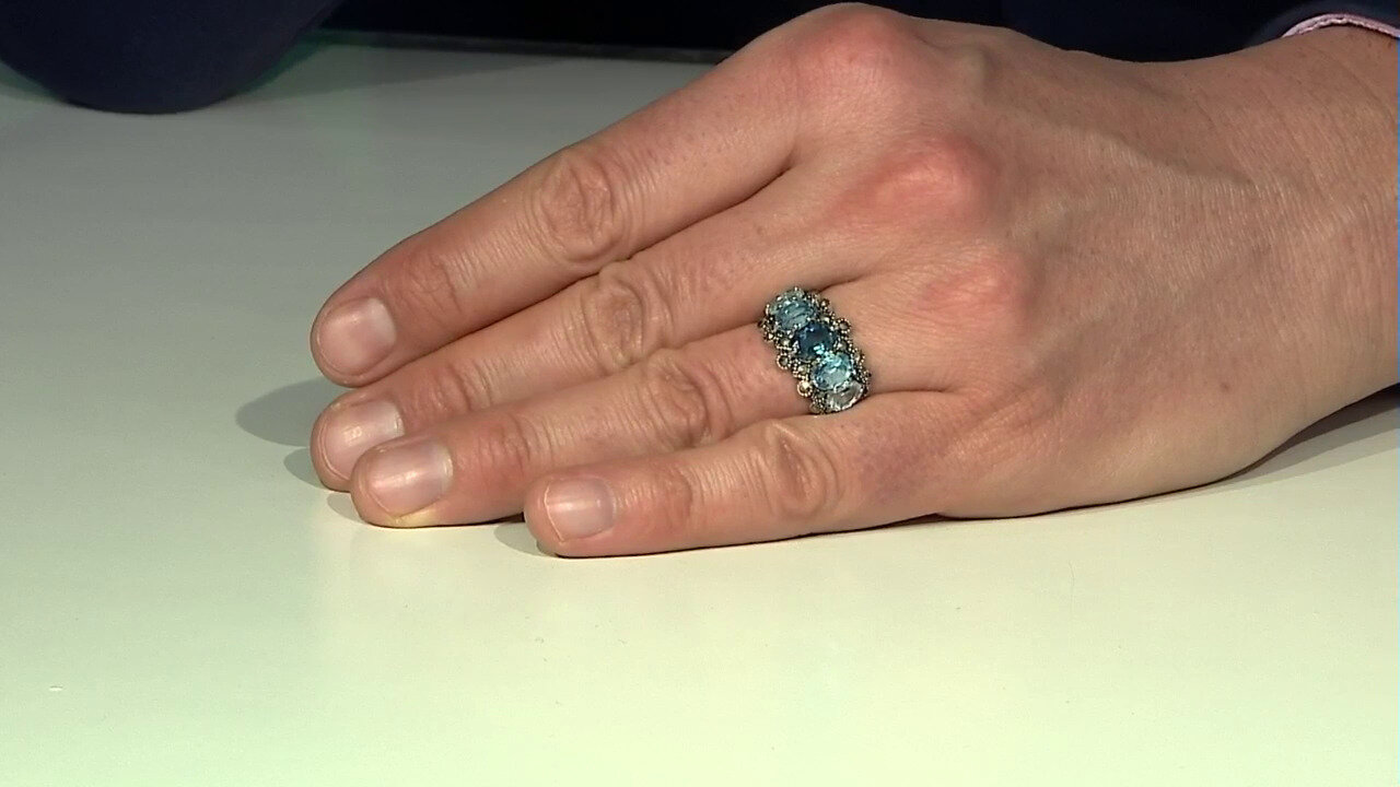 Video Anillo en plata con Topacio azul de Londres