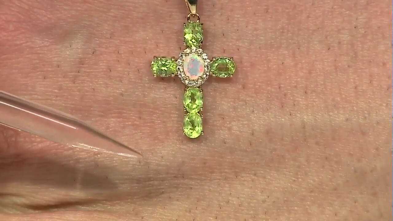 Video Welo Opal Silver Necklace