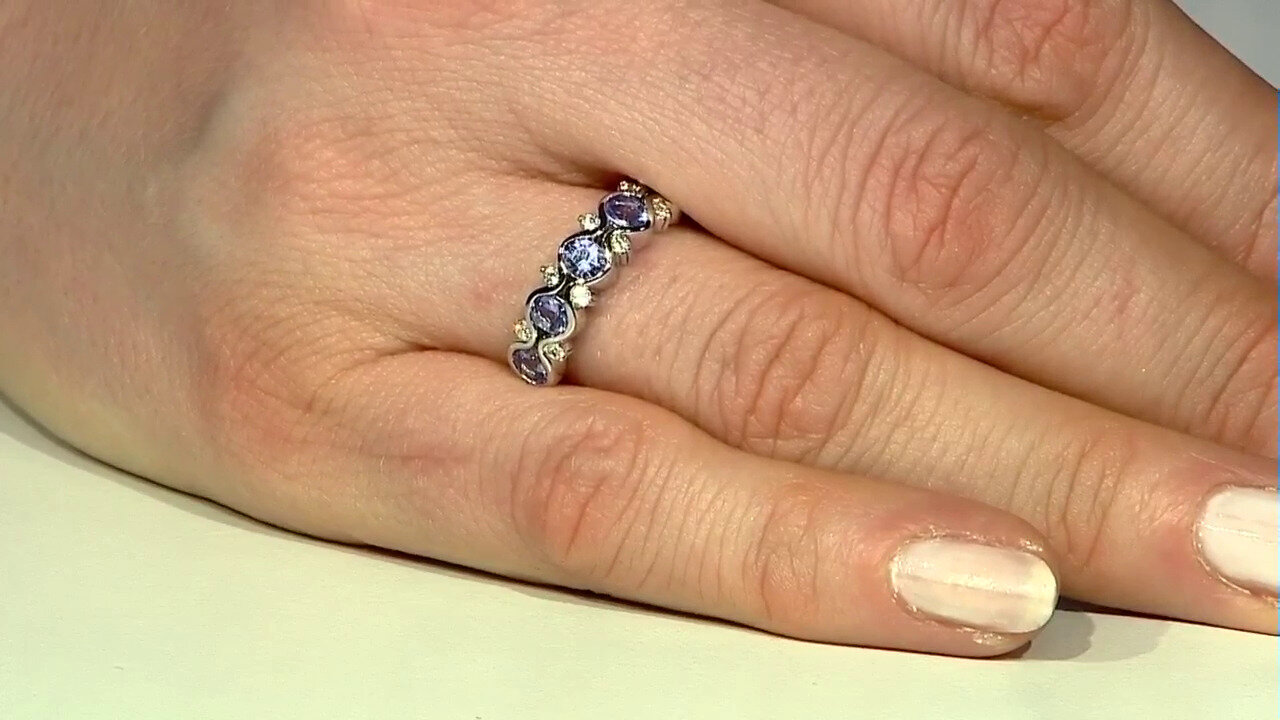 Video Tanzanite Silver Ring