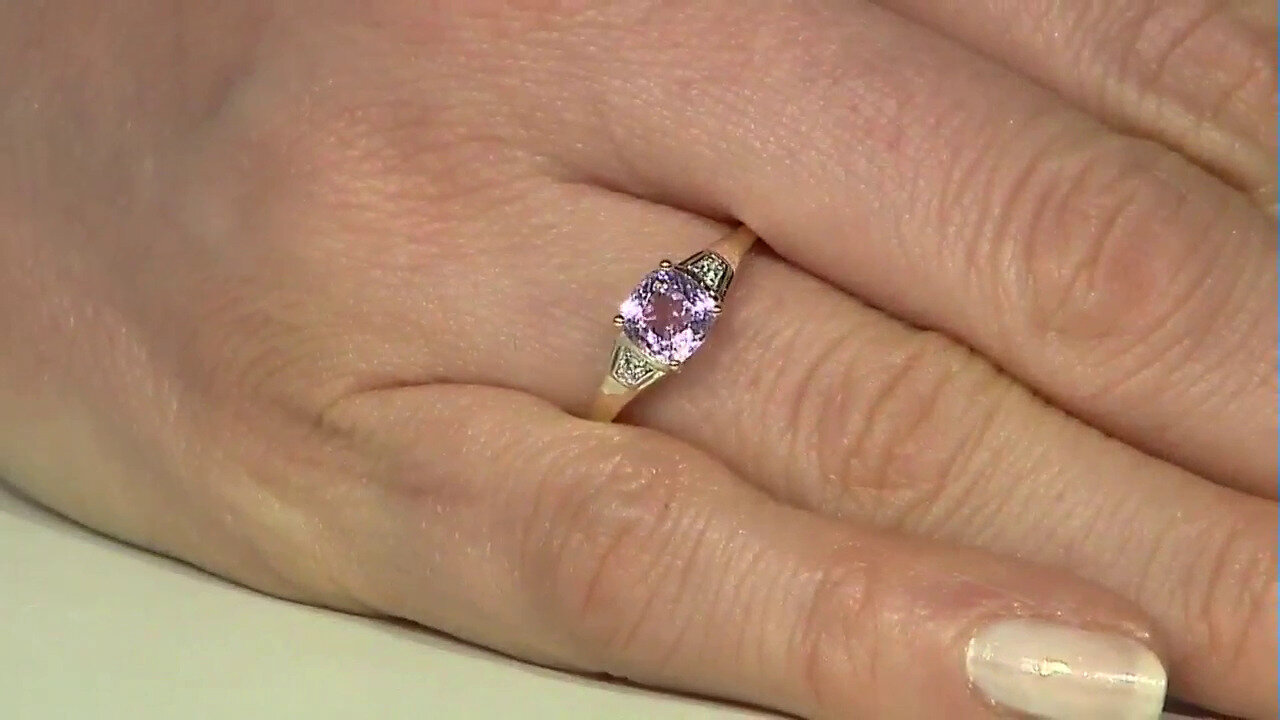 Video 9K Kunzite Gold Ring