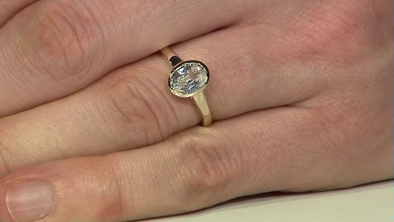 Video 9K Zircon Gold Ring