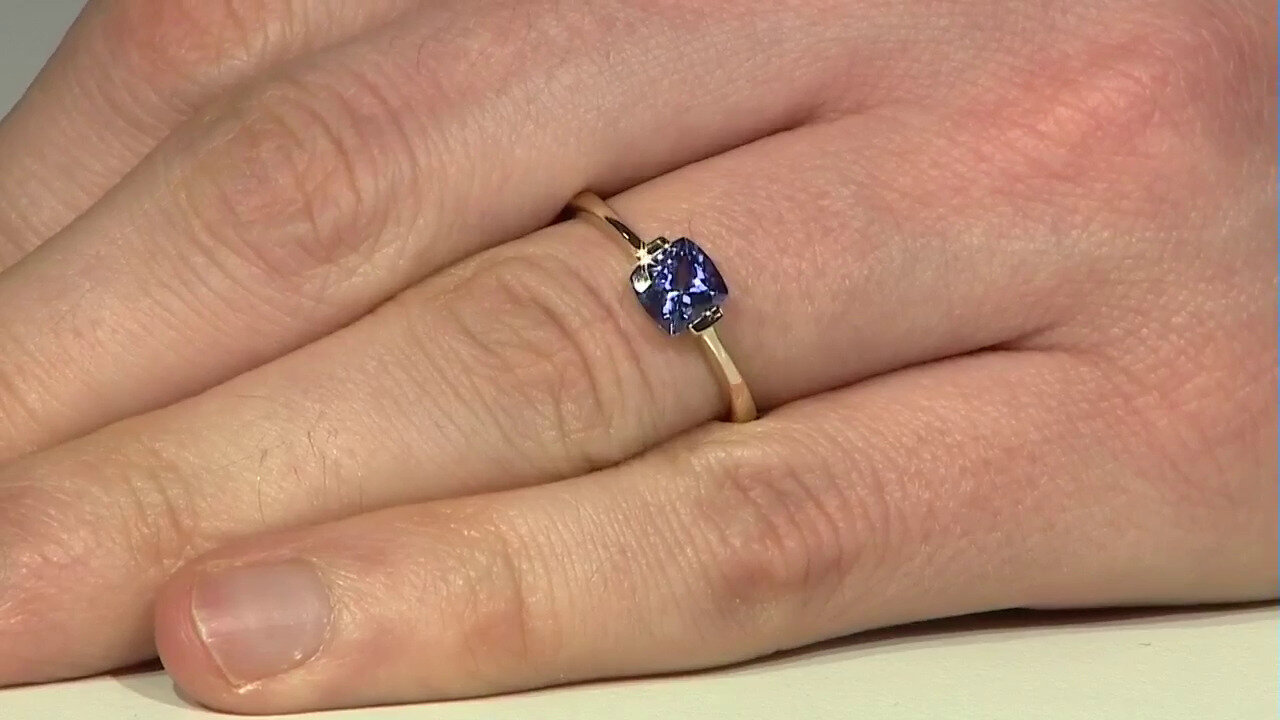 Video 9K Tanzanite Gold Ring