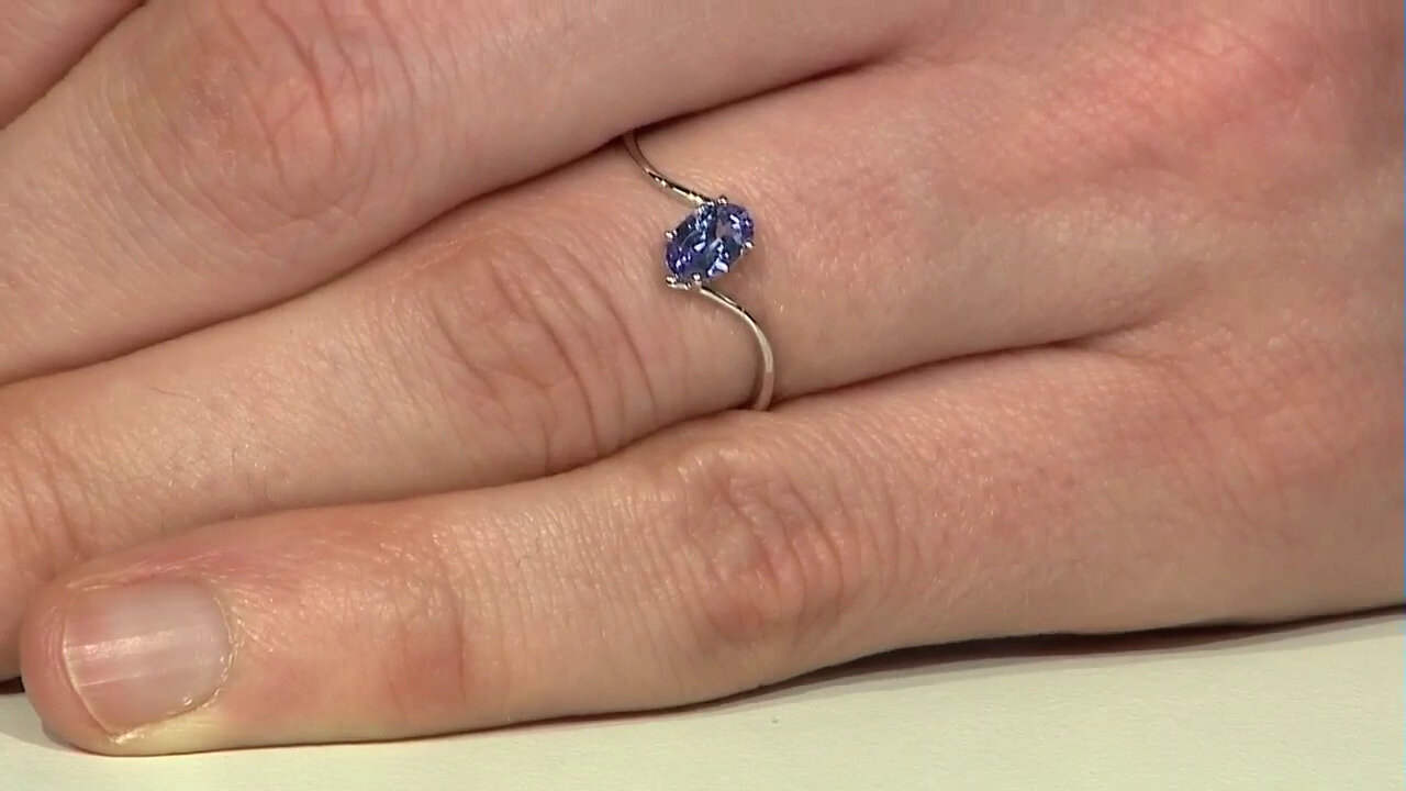 Video Tanzanite Platinum Ring