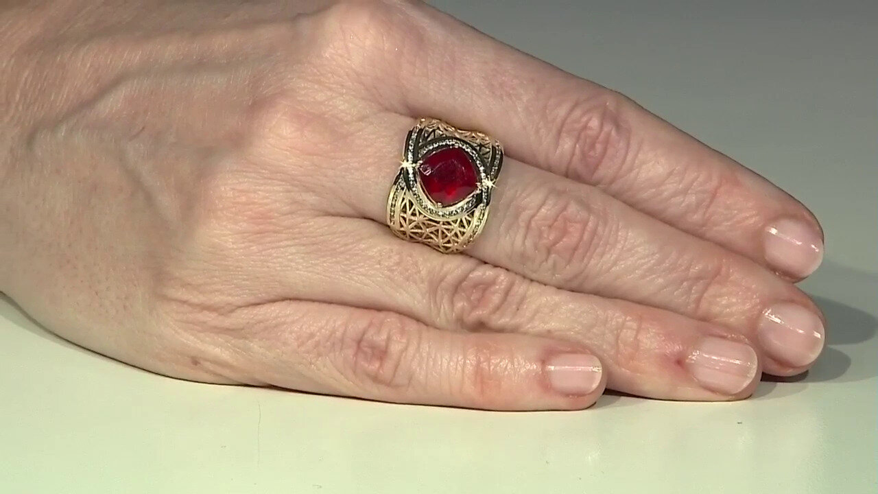 Video 9K Madagascar Ruby Gold Ring (Ornaments by de Melo)