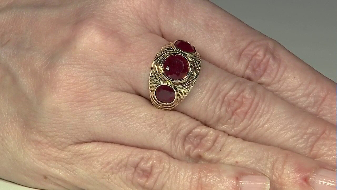 Video 9K Madagascar Ruby Gold Ring (Ornaments by de Melo)