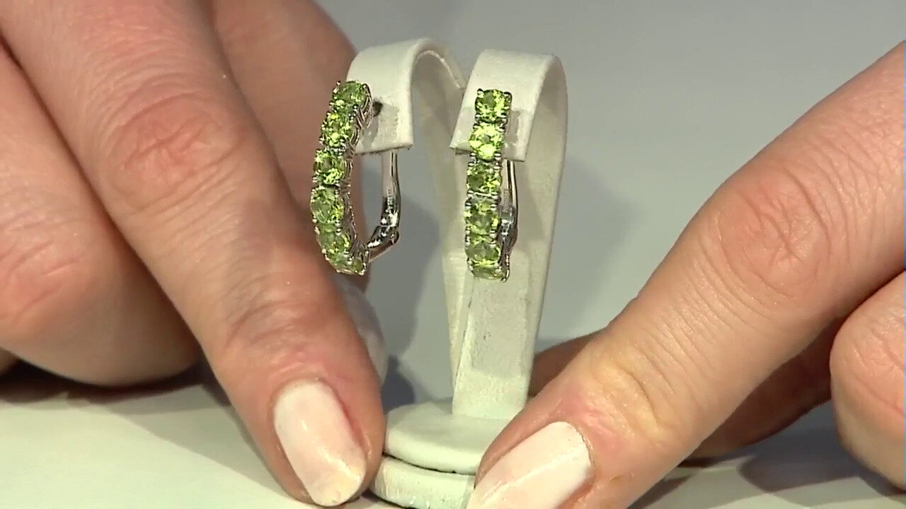 Video Peridot Silver Earrings