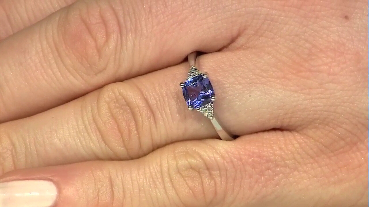 Video 10K AAA Tanzanite Gold Ring