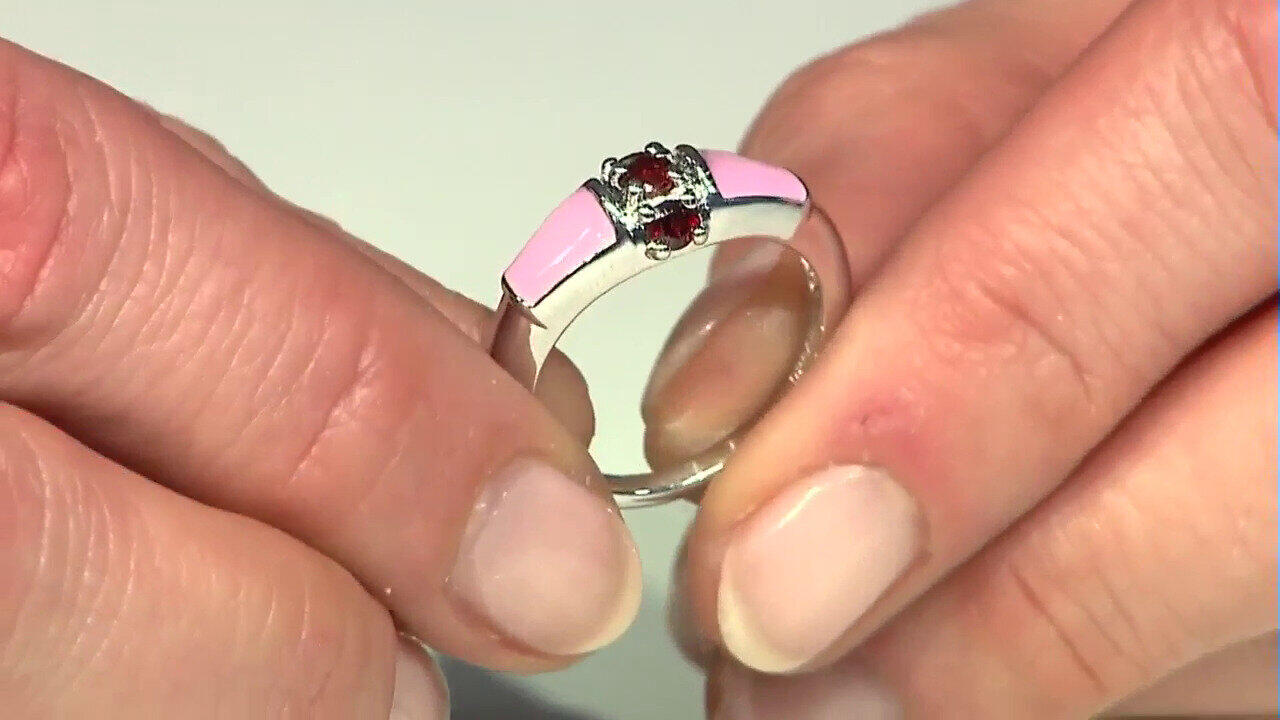 Video Mozambique Garnet Silver Ring