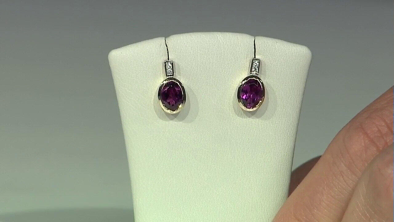 Video 9K Magenta Garnet Gold Earrings