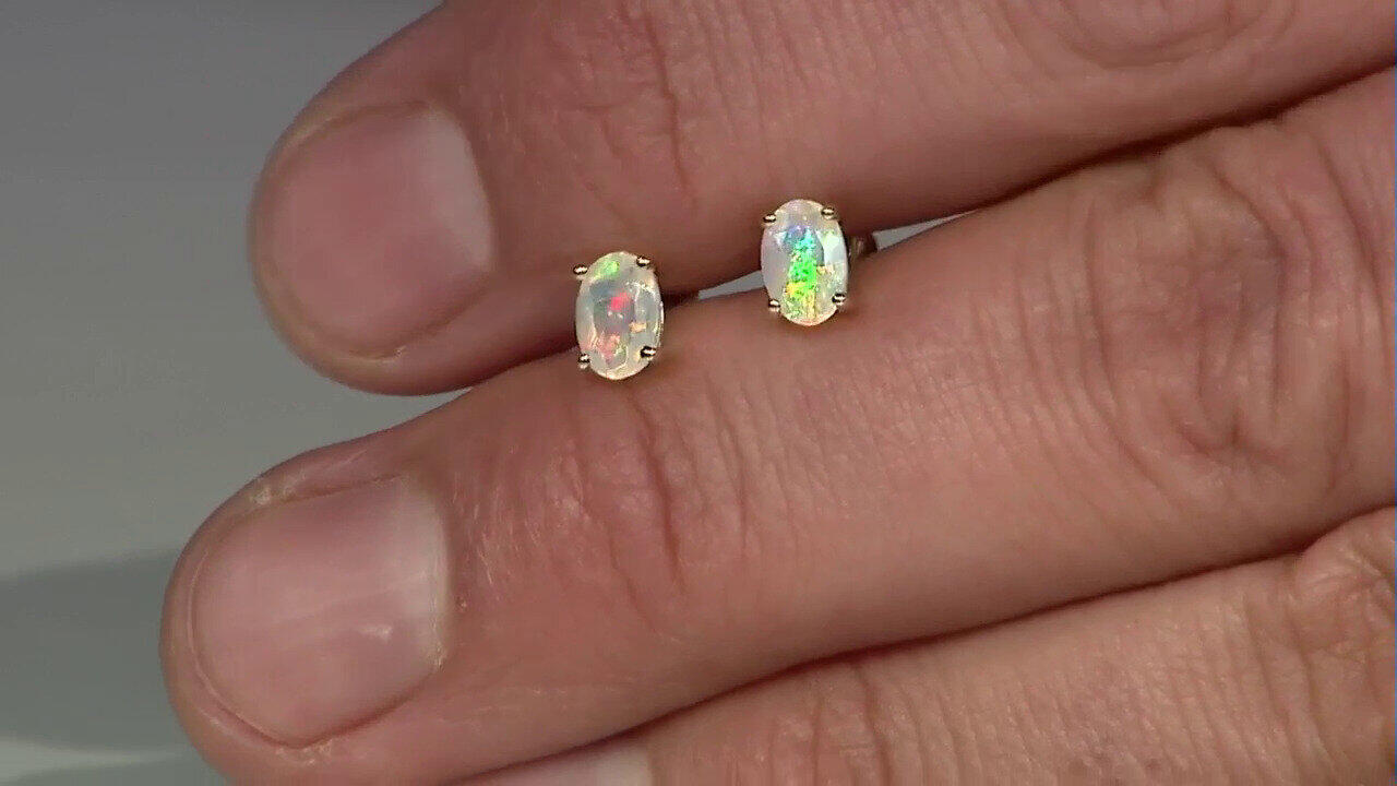 Video 9K Welo Opal Gold Earrings