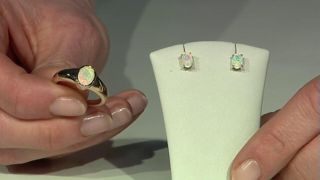 Video Anello in argento con Opale di Welo