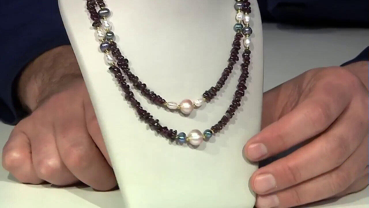 Video Mozambique Garnet Silver Necklace (Riya)