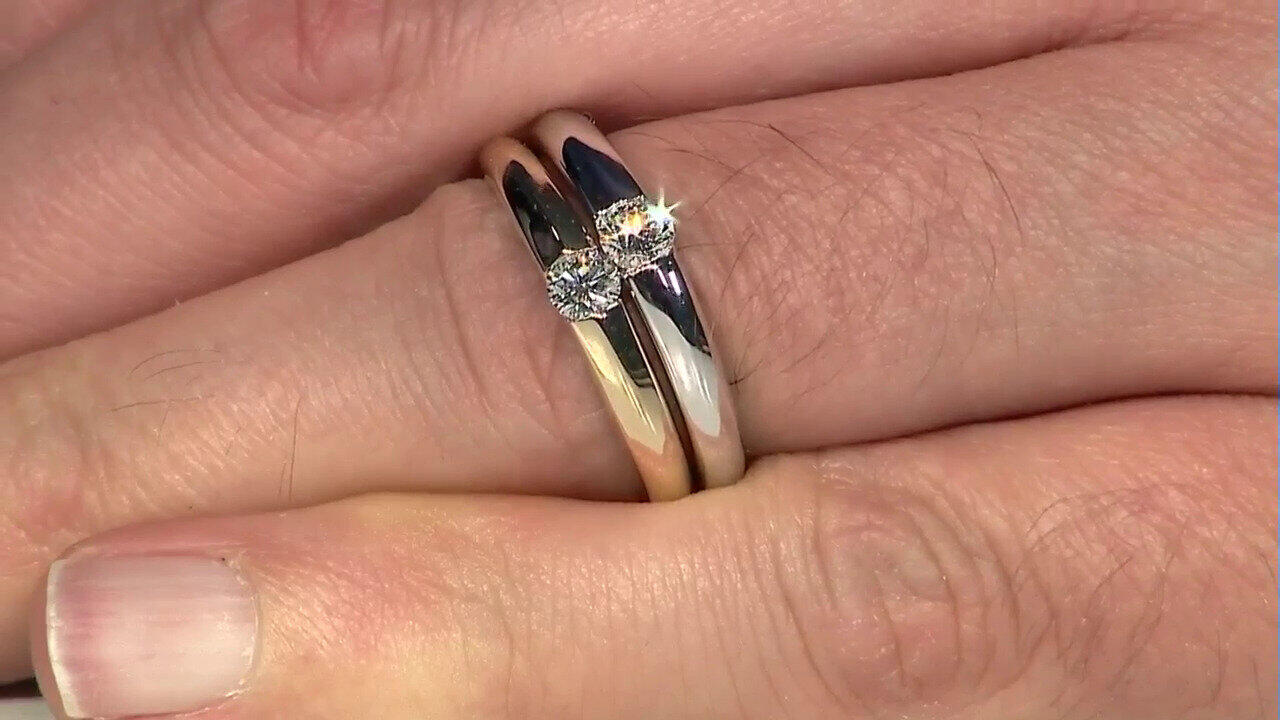 Video 9K IF (G) Diamond Gold Ring (de Melo)