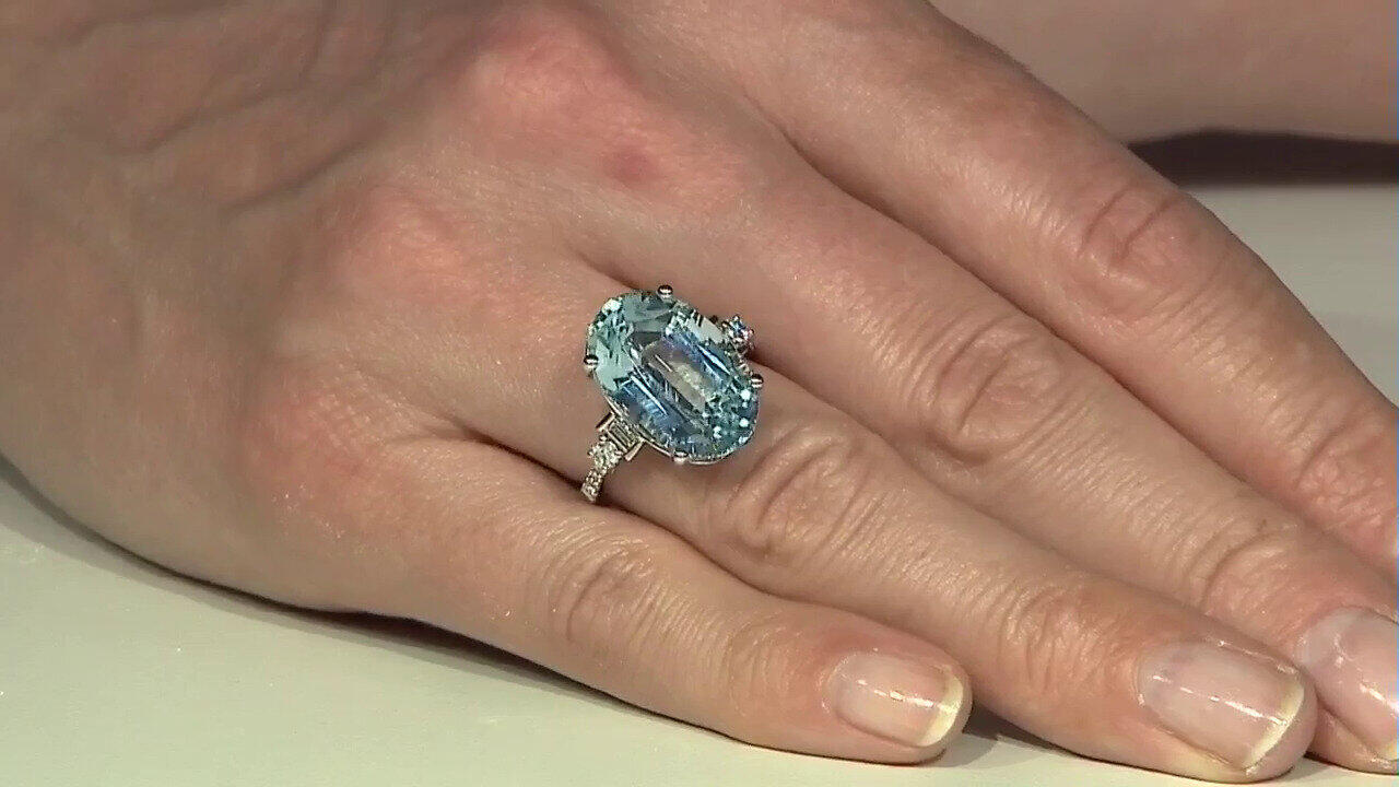 Video Brazilian Aquamarine Silver Ring