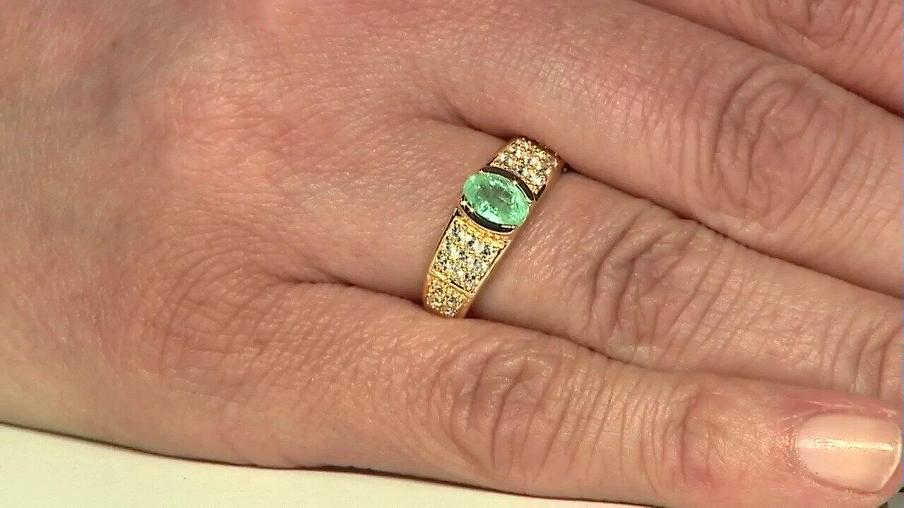 Video Russian Emerald Silver Ring (Adela Silber)