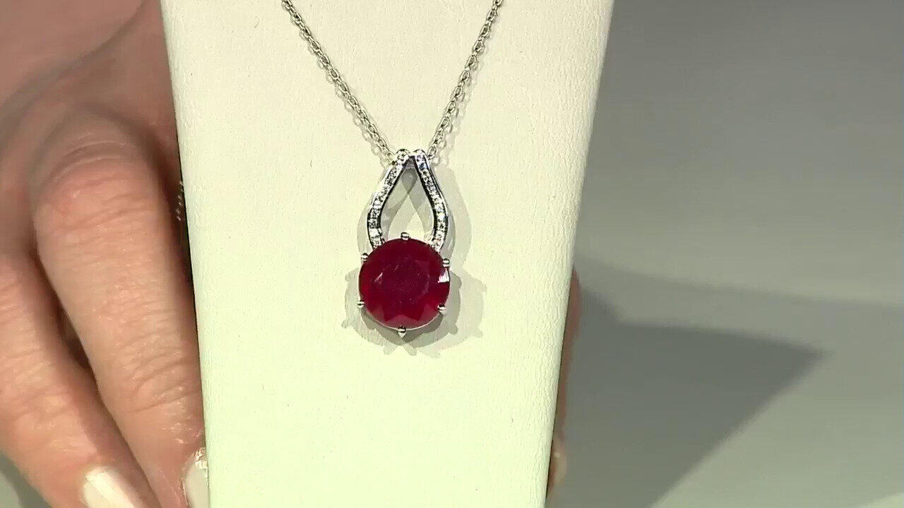 Video Madagascar Ruby Silver Necklace (de Melo)