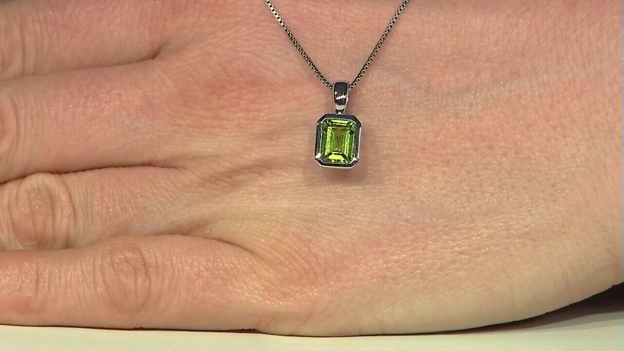 Video Peridot Silver Pendant (CUSTODANA)