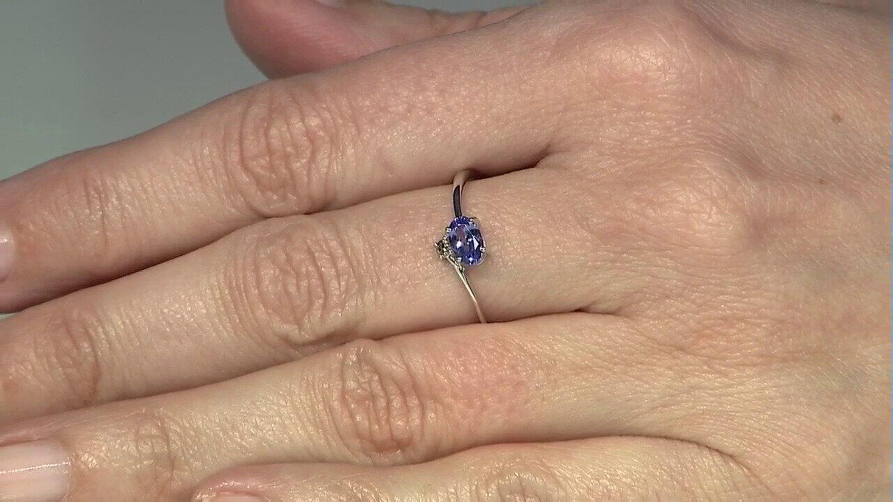 Video Tanzanite Silver Ring