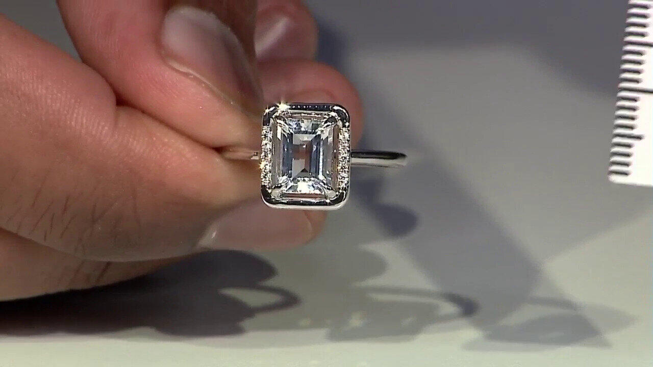 Video White Topaz Silver Ring