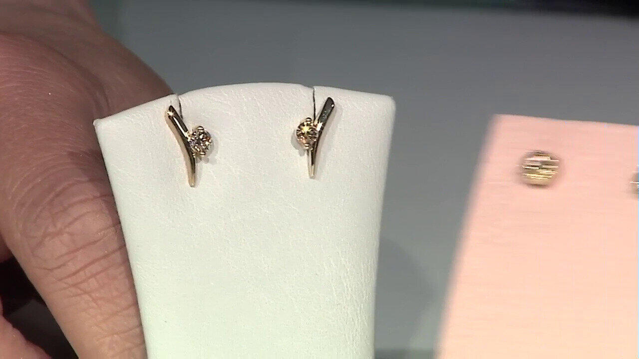 Video 9K SI2 Argyle Champagne Diamond Gold Earrings (de Melo)