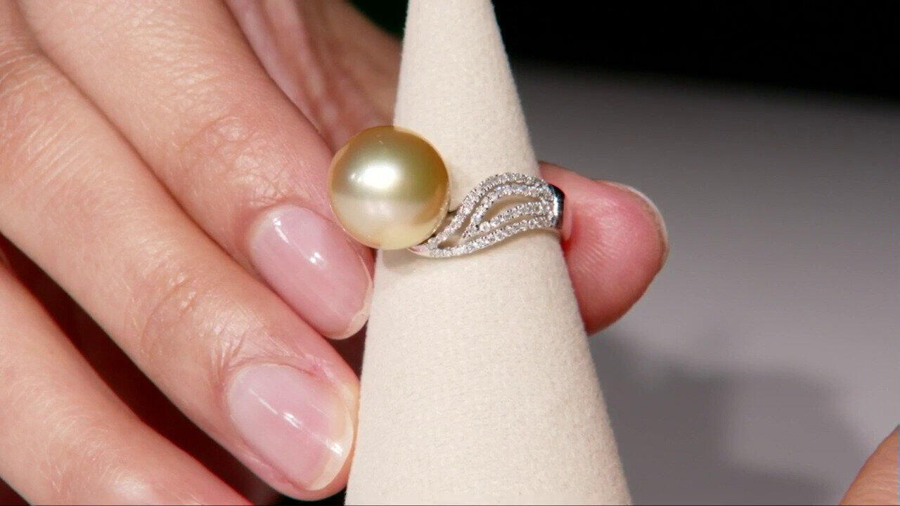 Video Anello in oro con Perla Dorata dei Mari del Sud Kabira (TPC)