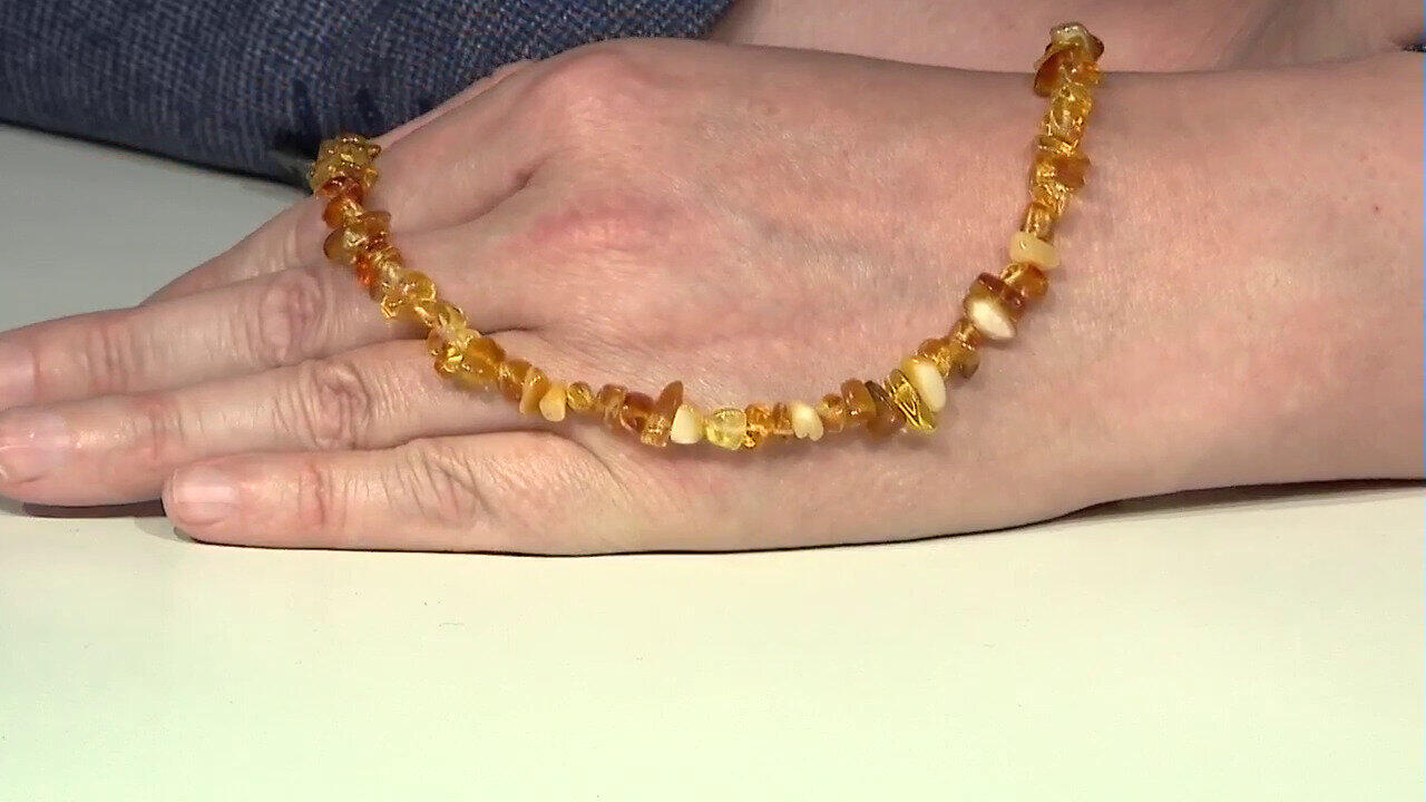 Video Cognac Baltic Amber Silver Necklace