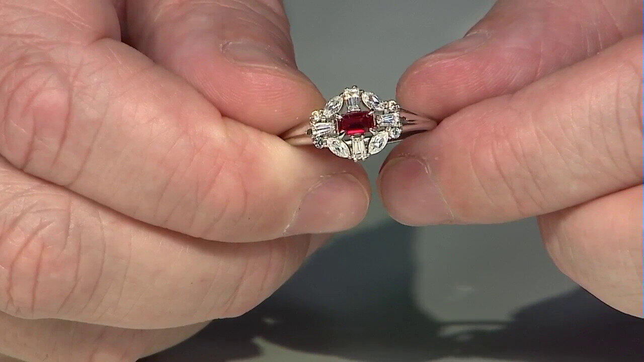 Video Bague en argent et Rubis de Tanzanie