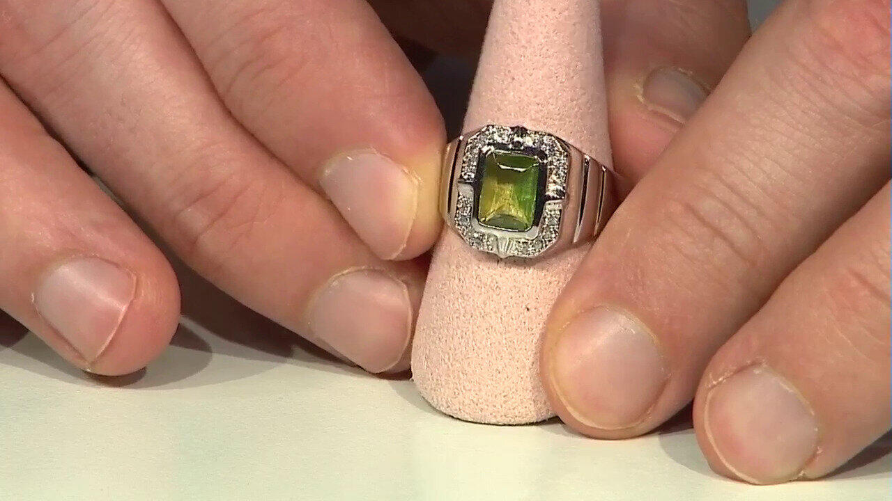 Video Anello in argento con Peridoto