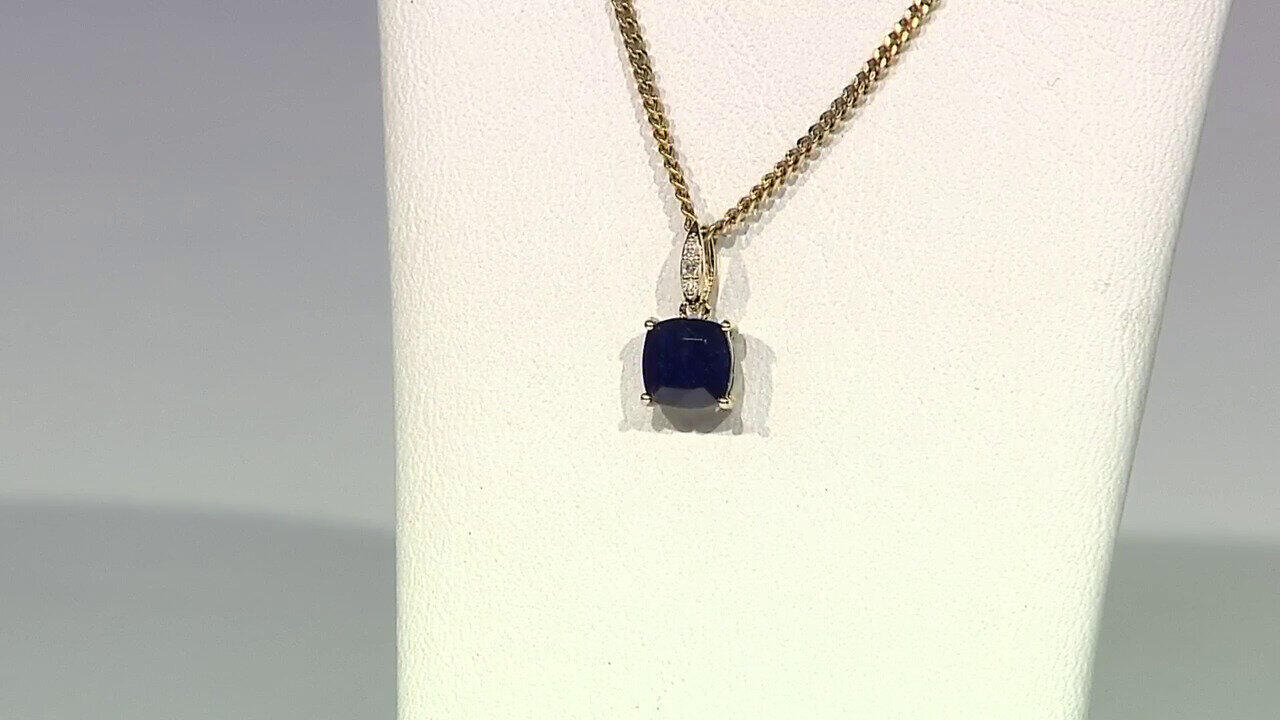 Video Gouden hanger met een Madagaskar Blauwe Saffier